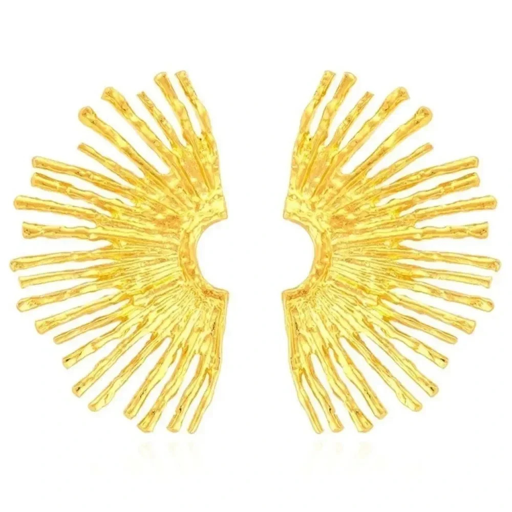 SUN RADIANT 18K GOLD Stainless Steel Waterproof AMAZING EARRINGS - Picture 4 of 5